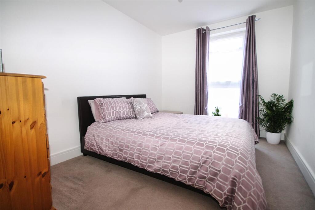 Bedroom 2.jpeg