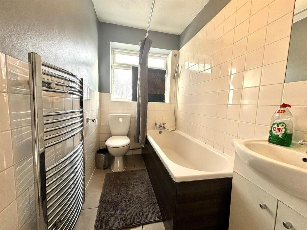 Bathroom.jpeg