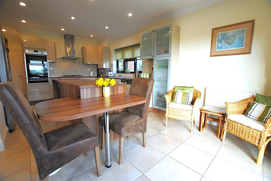 Breakfast Bar