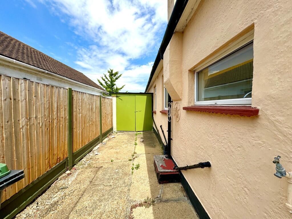 34 Oakengrange Dr...