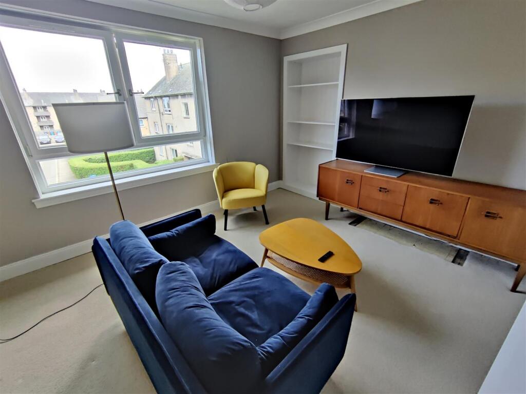 01_lounge.jpg