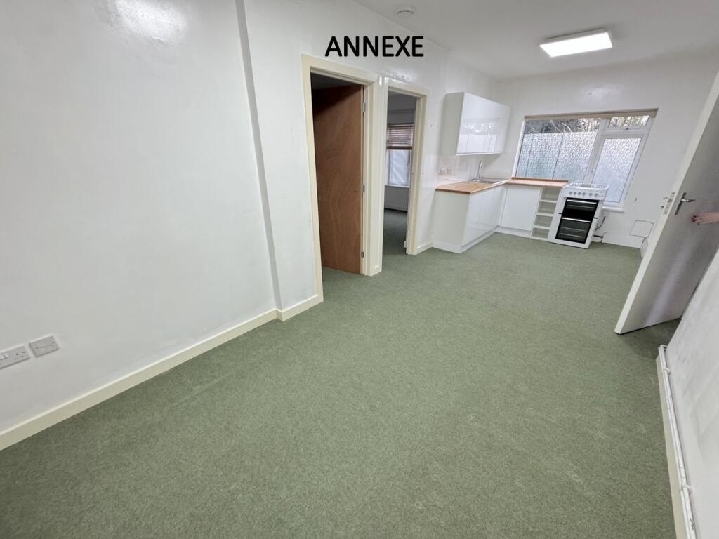Annexe lounge/kitchen