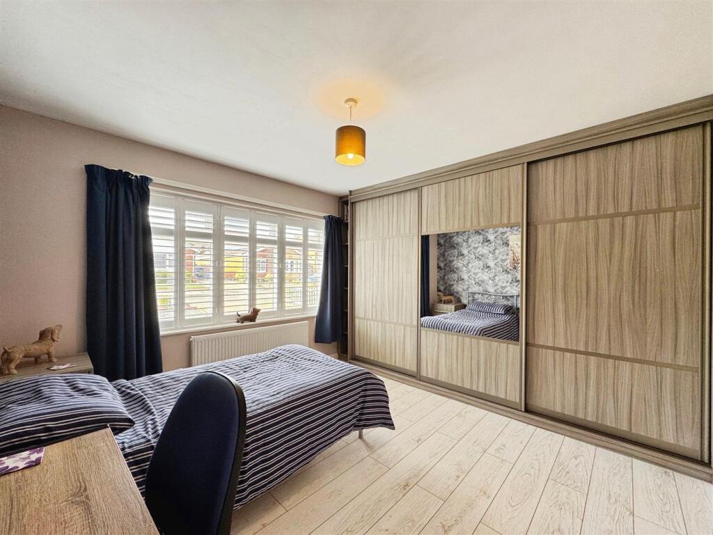 c84691ba--40CC-8AF4-2E8F3AE35D05-47648-00001D89920