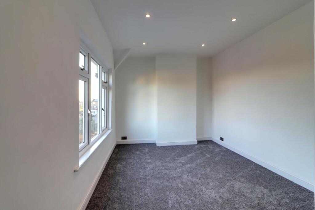 Bedroom 1.2