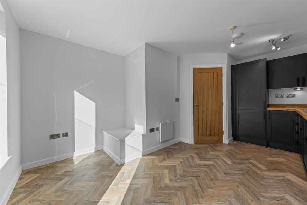 DerngatePlace-Plot2-10 - Copy.jpg