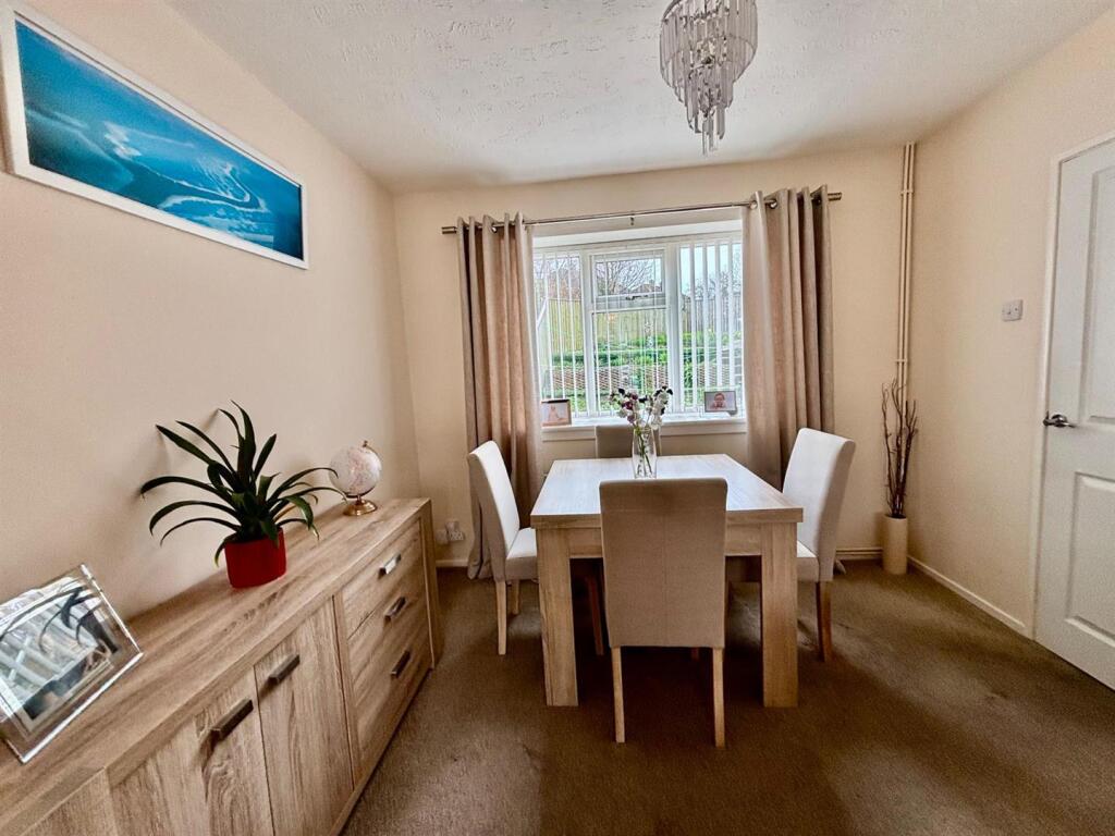 Living Room &amp; Dining Area: