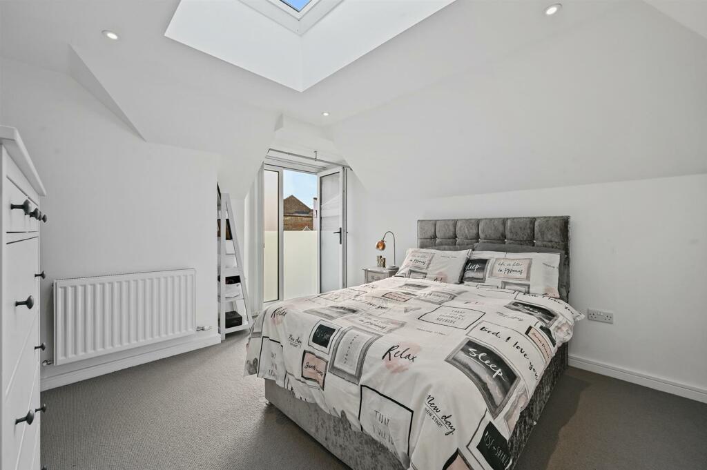 BCHJ - 1 Latimer Road - Bedroom 1 A (9).jpg