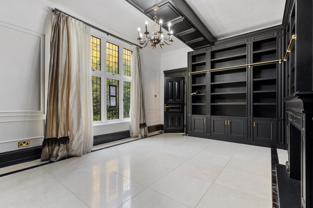 3 Encliffe Grove Ave, Sheffield 15_297.jpg