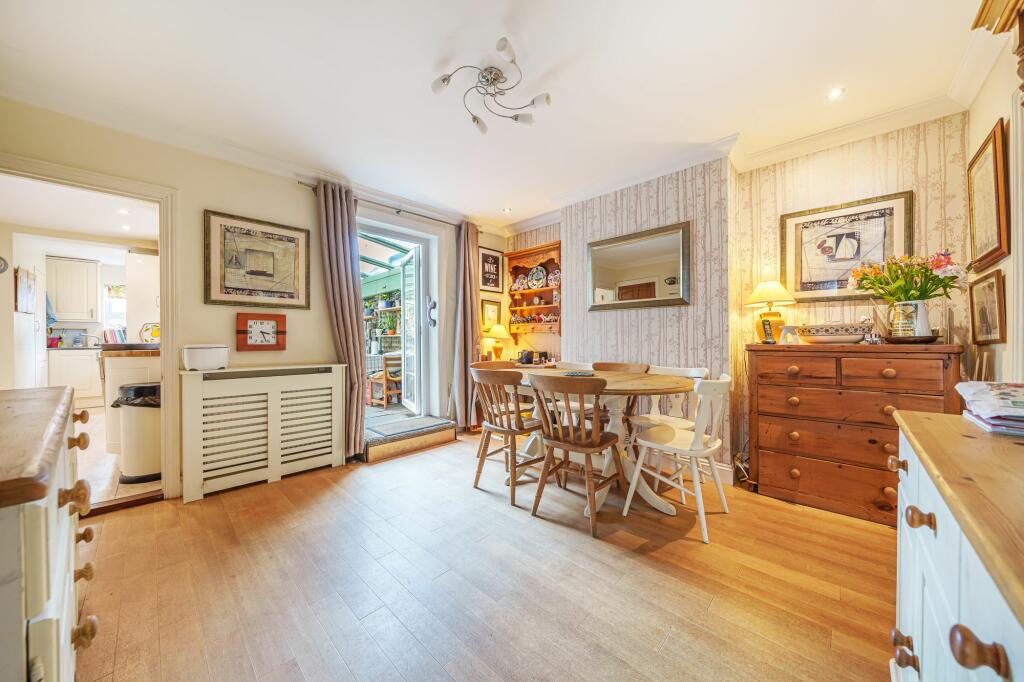 Dining Room (1)