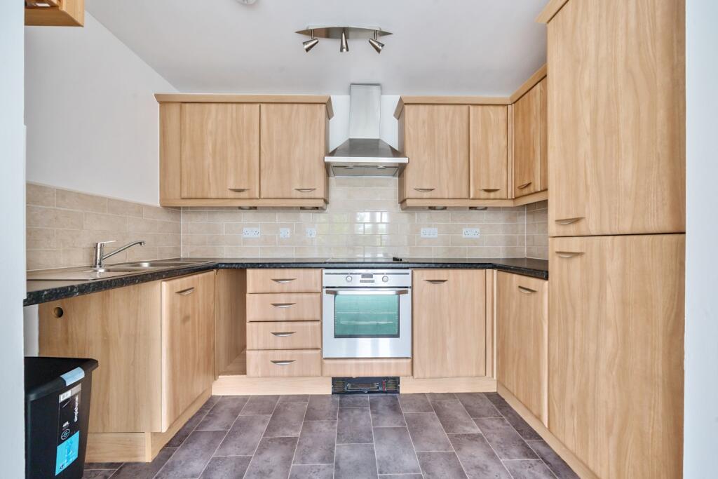 1332529-8-6888ba4b8b526