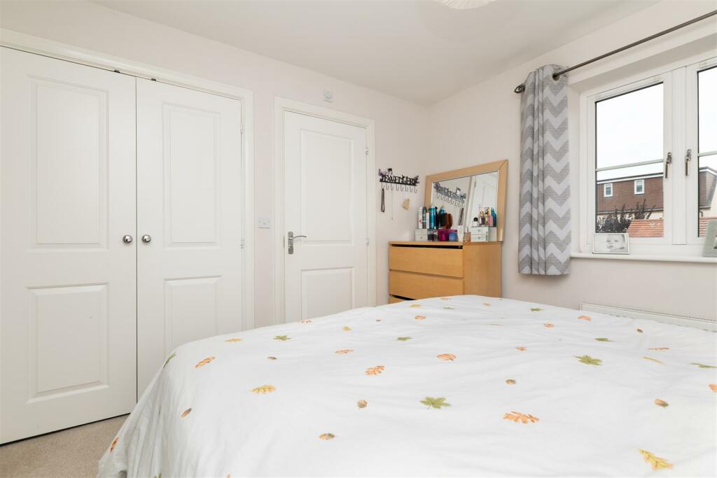 6 Marigold Way-4.jpg