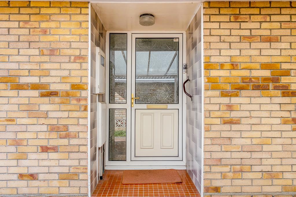 16 Woodfield Close (Spalding)-5.jpg