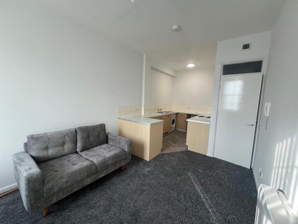 Livingroom  .jpg