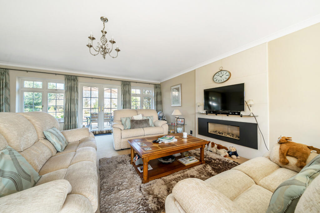 1270330 (14)aa.jp...