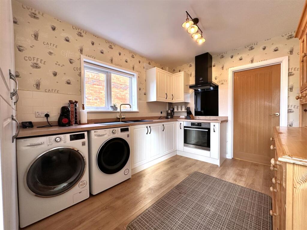 Superb Modern Kitchen 367