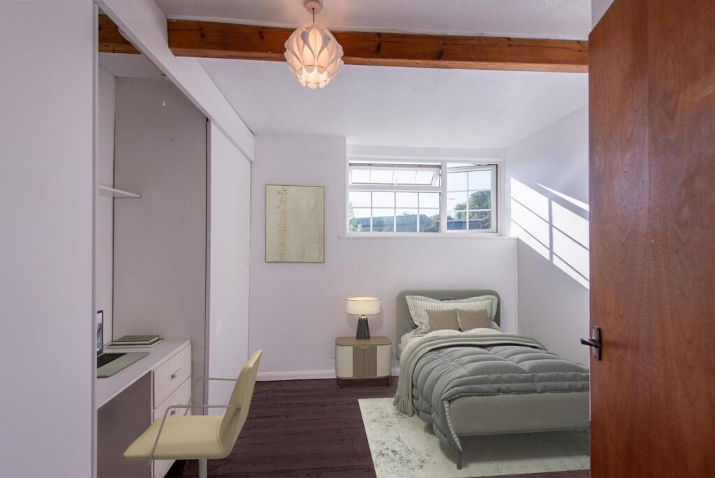 The Brambles12-virtuallystaged.jpg