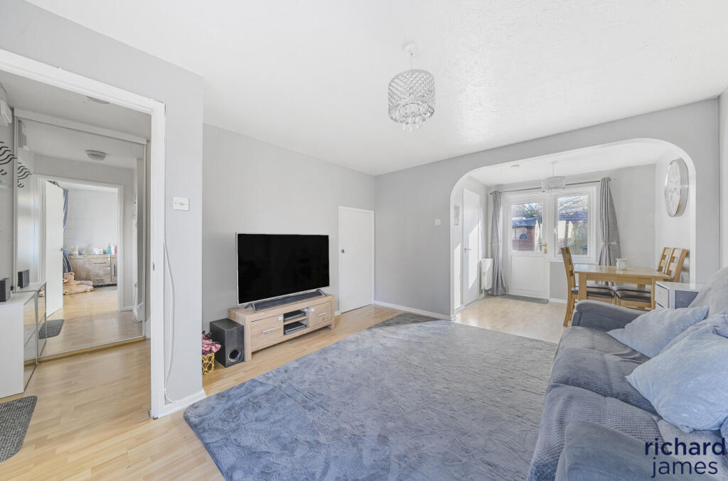 6c8a9720d5a345d6a82ed5b96a5cb55e