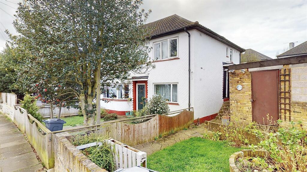 41 Otterburn Gardens Ext 3.jpg