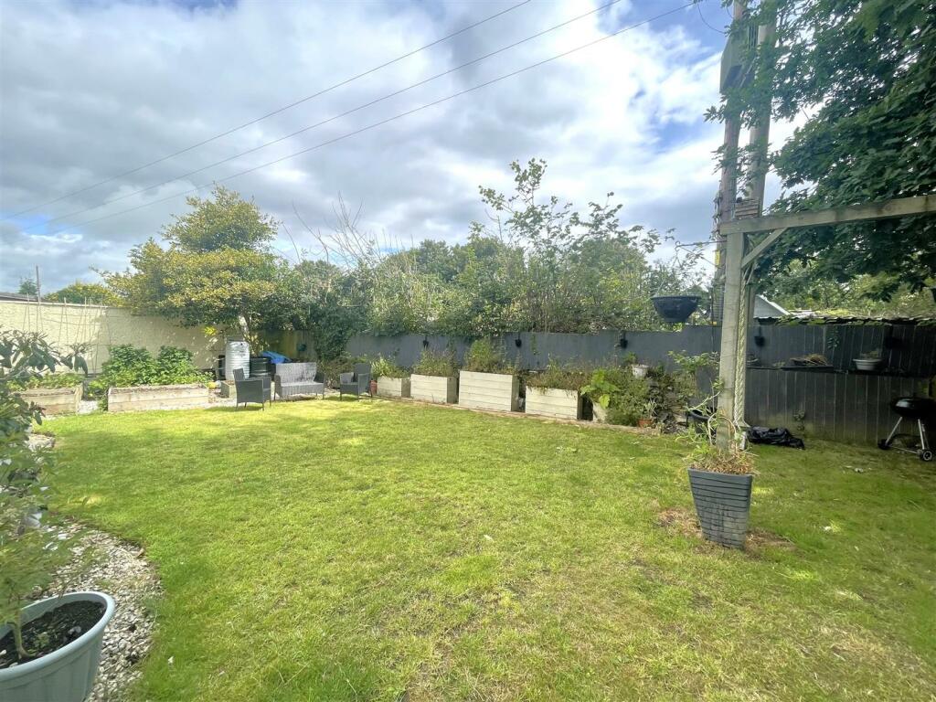 Garden (1).jpg