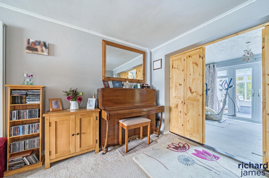 0bcaffa768784e3b9a61e4ee554ee5fc