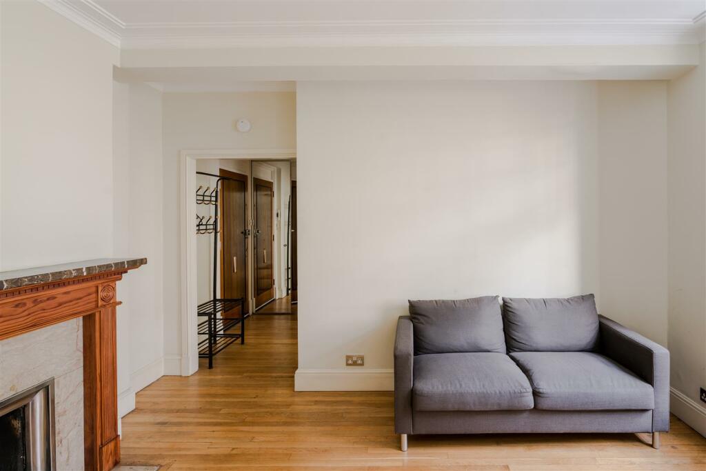 15 Goodwood Court-7.jpg