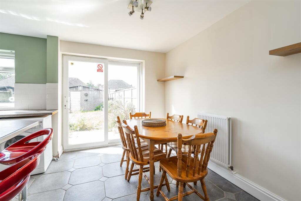 7 Sussex Road_10.jpg