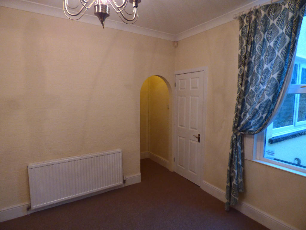 Living / Dining Area
