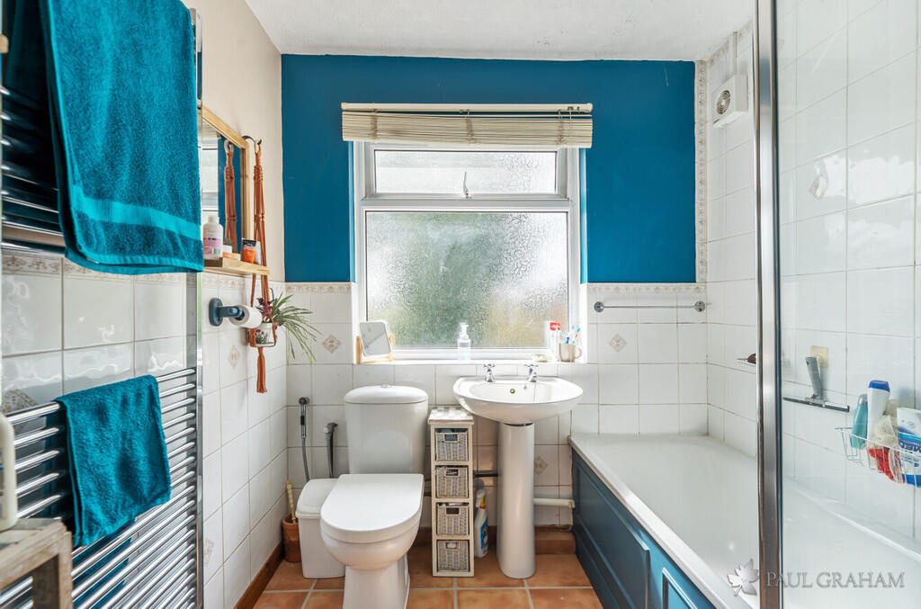 e38e3df4-f5aa-46b...