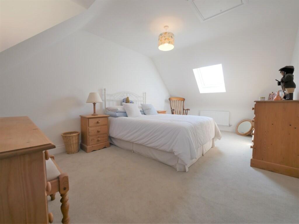 BEDROOM2 1