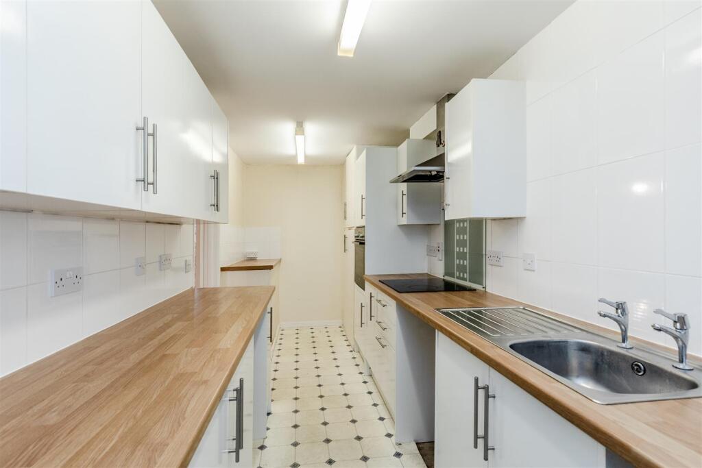 Durdham Park, Redland Kitchen 4.jpg