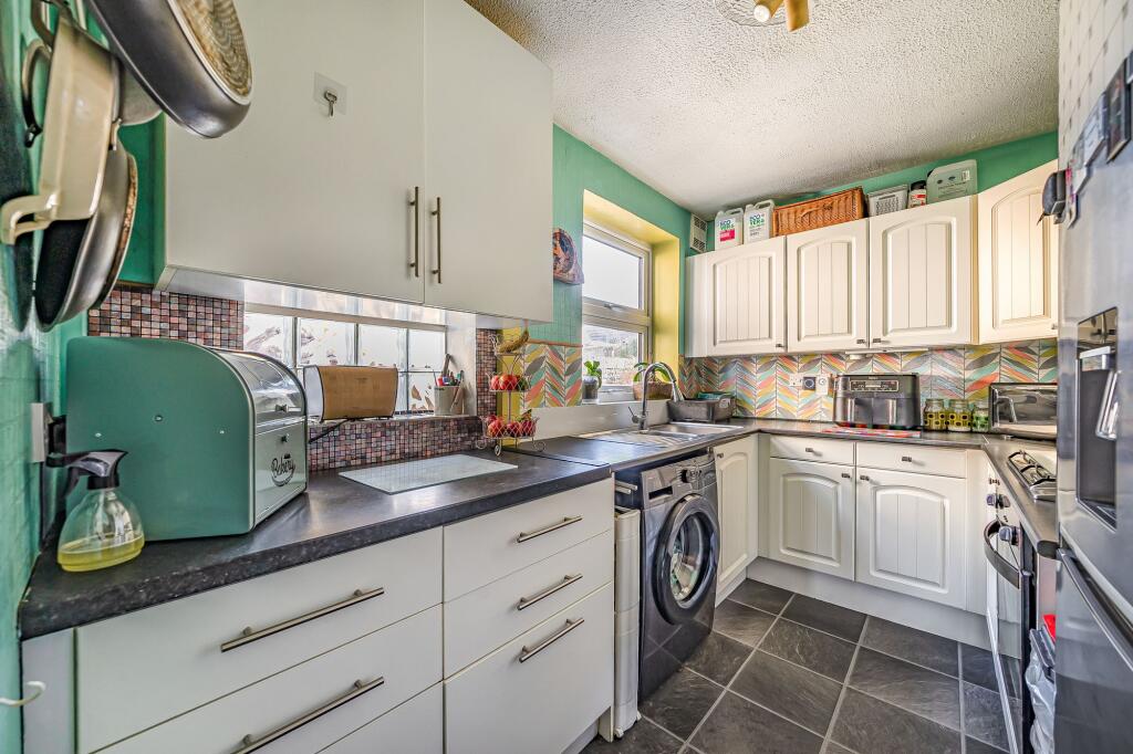 Kitchen (1)