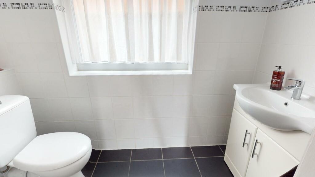 CLOAKROOM/WC