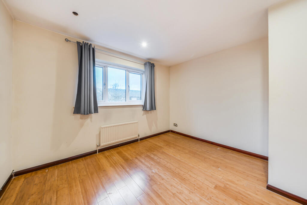 1388553-16-6936f5...