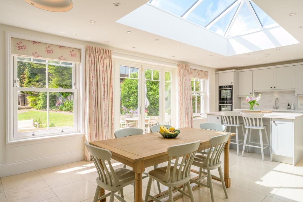 Open Plan Kitchen Living 2