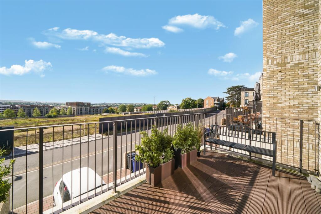 18 Maurice Browne Avenue - NDO9lup0iH3R8CKCJtZi.jp