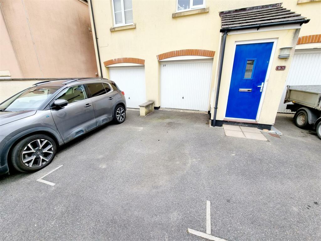 Garage.jpg