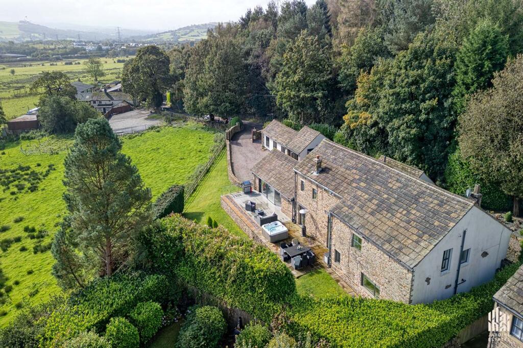 Lower Roe Cross Barn
