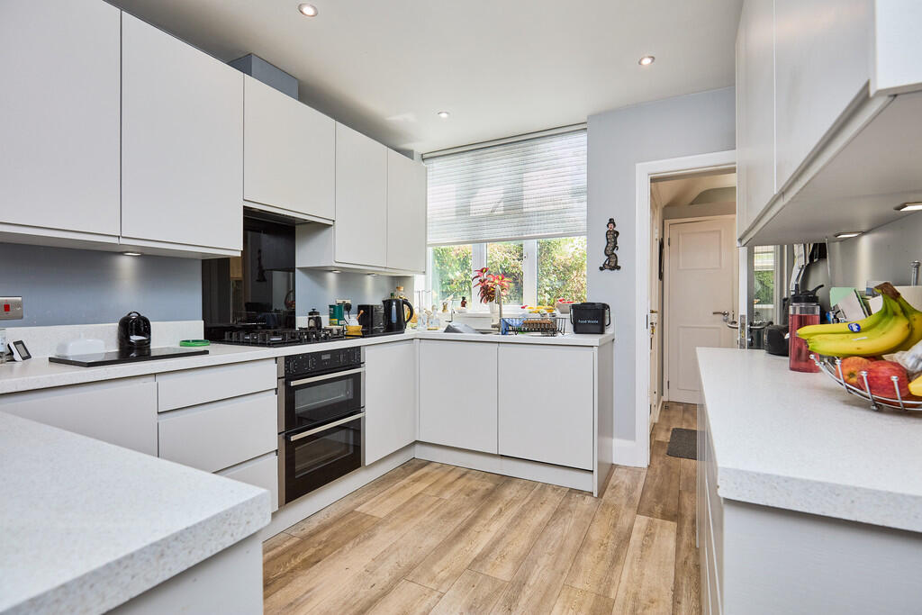 Edward Knight 202...