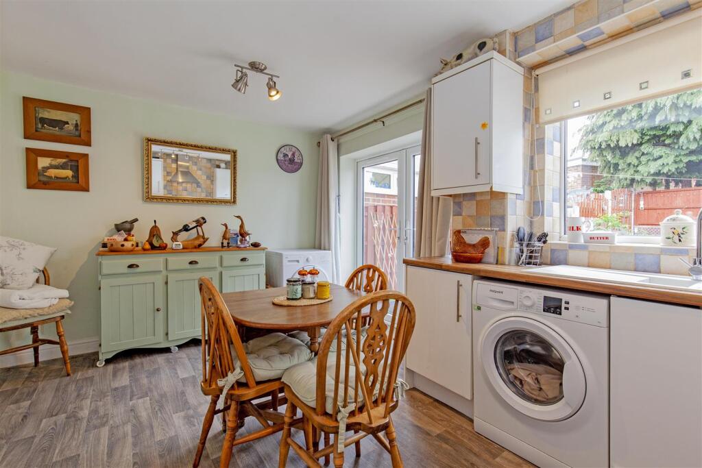 Kitchen-4.jpg