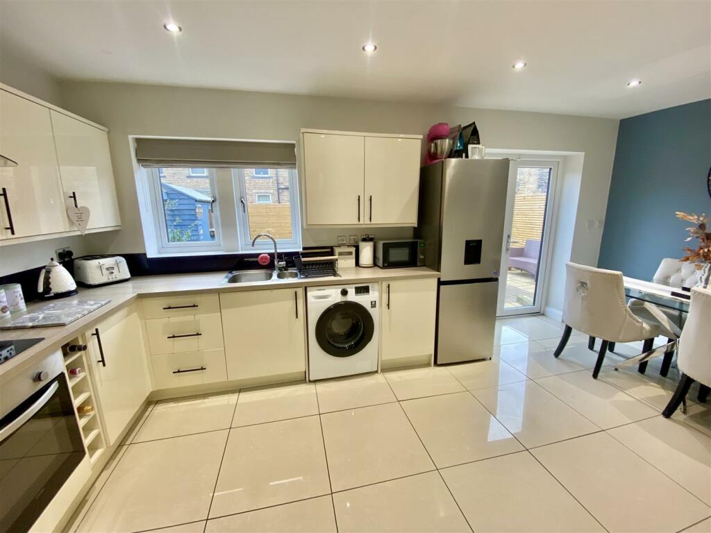 Bramleys Estate Agents - Johnson Street - Mirfield