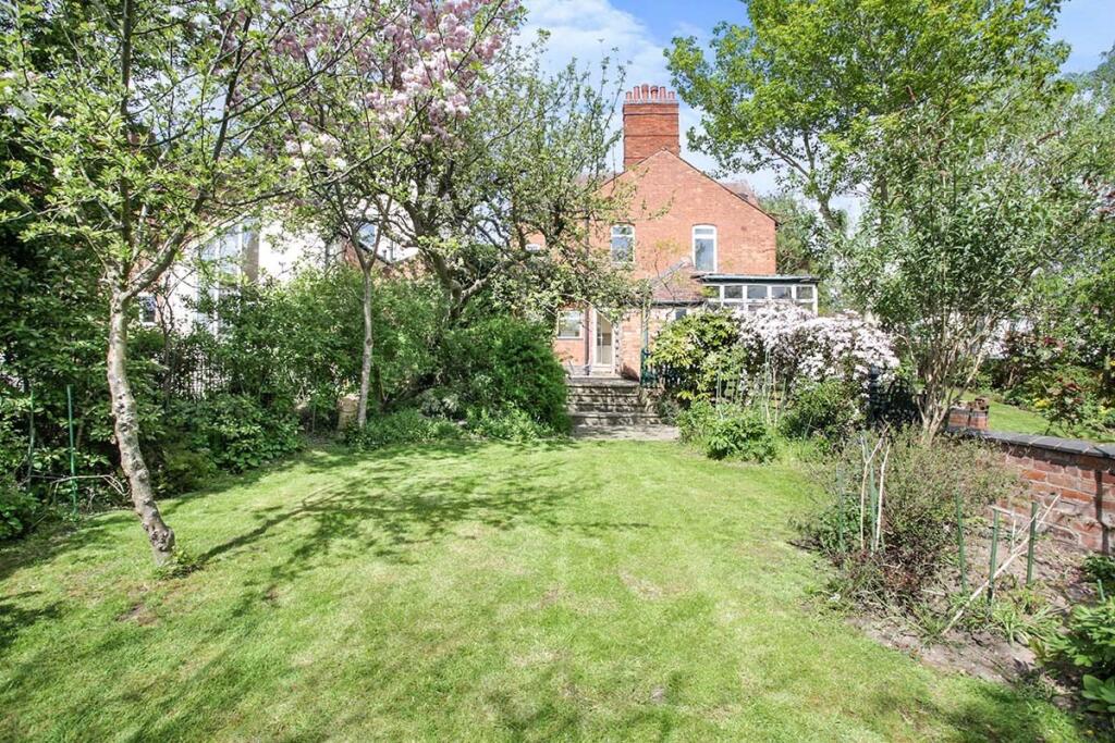 Mature Rear Garden