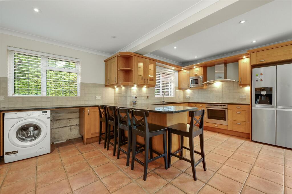Kitchen/Dining