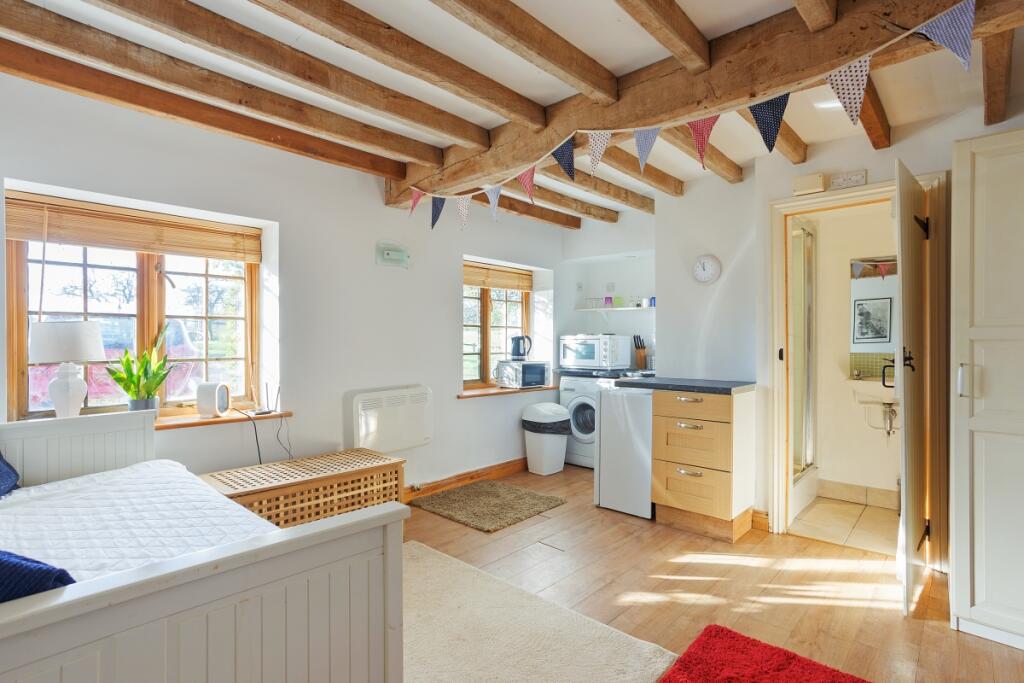 82644_The Annexe ...
