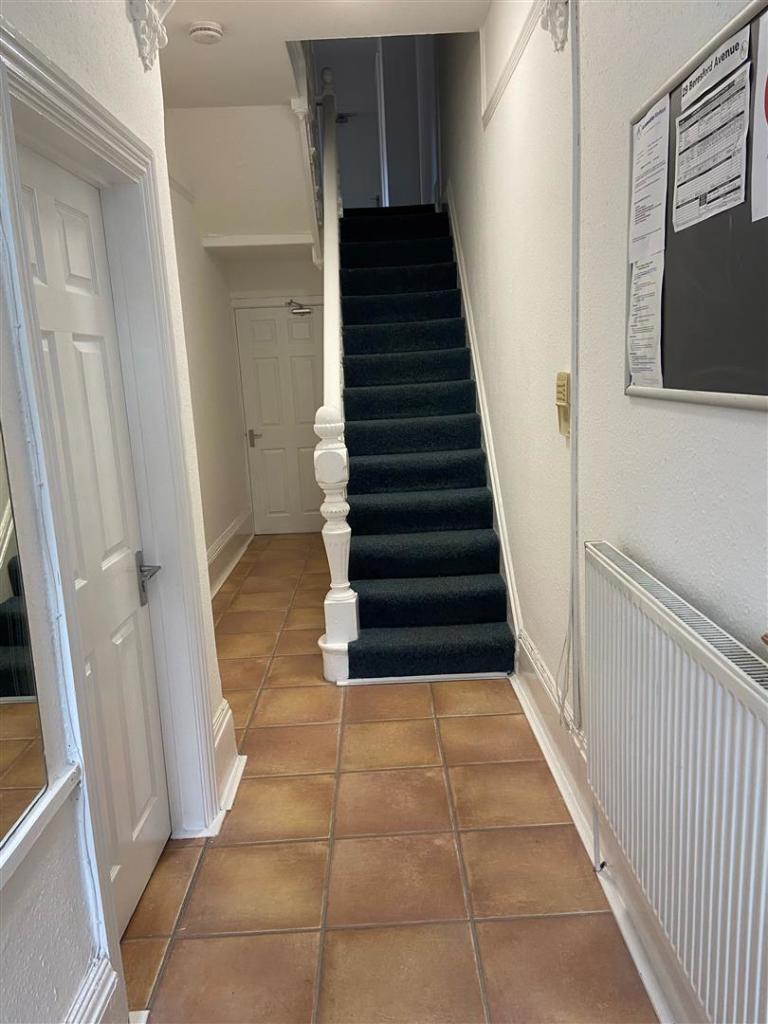 Hallway 1.JPG