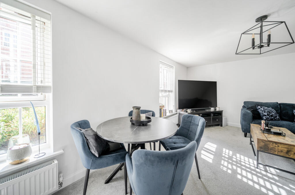 1345599-15-68b071...