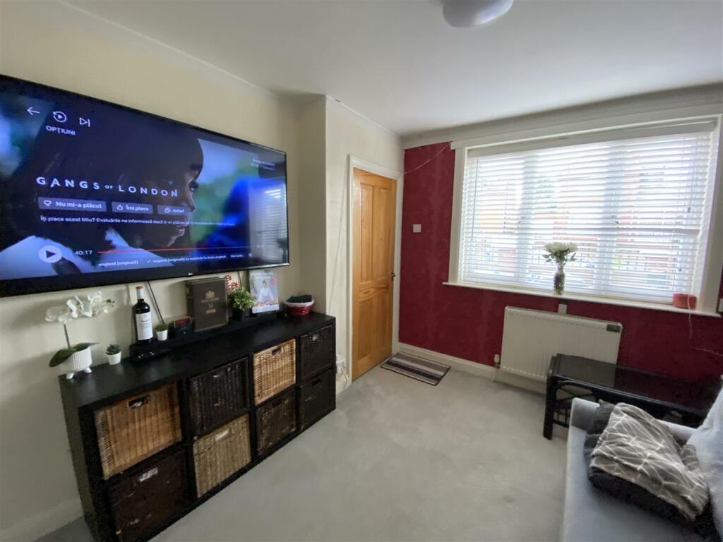 Lounge: