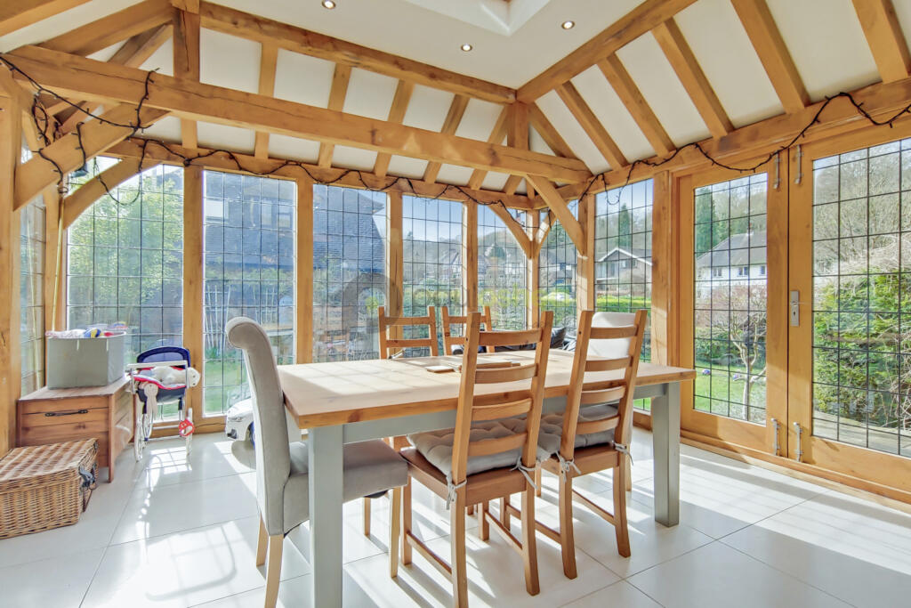 5_Dining-Room-0