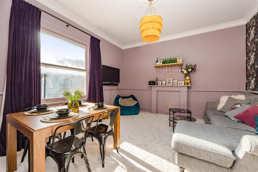 Second Avenue, 23, Flat 9-12.JPG