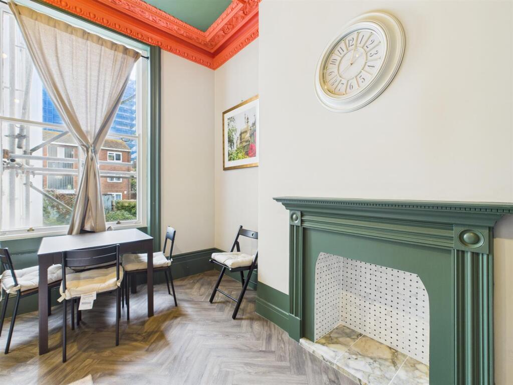 Alternate Shot Reception Room