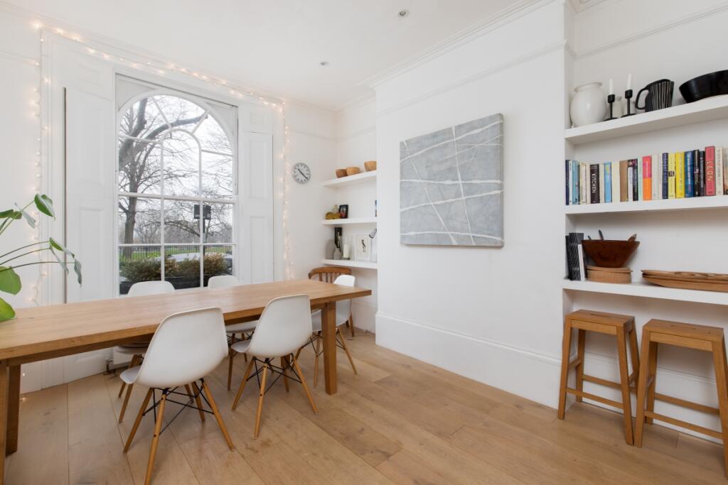 Barnsbury Road 12...